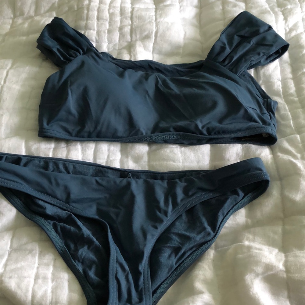 Super cute bikini set